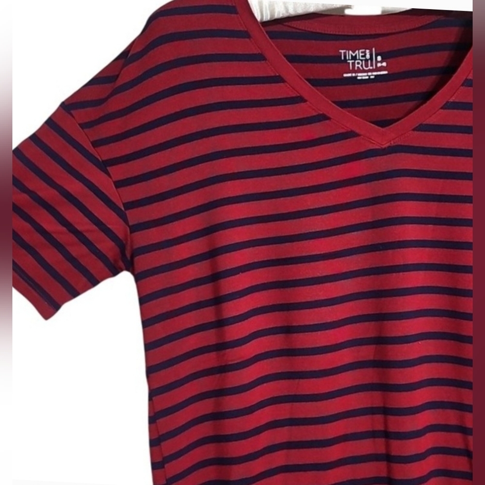 V-Neck Shirt Time And Tru Red & Navy Striped T-Shirt Top Size S EUC